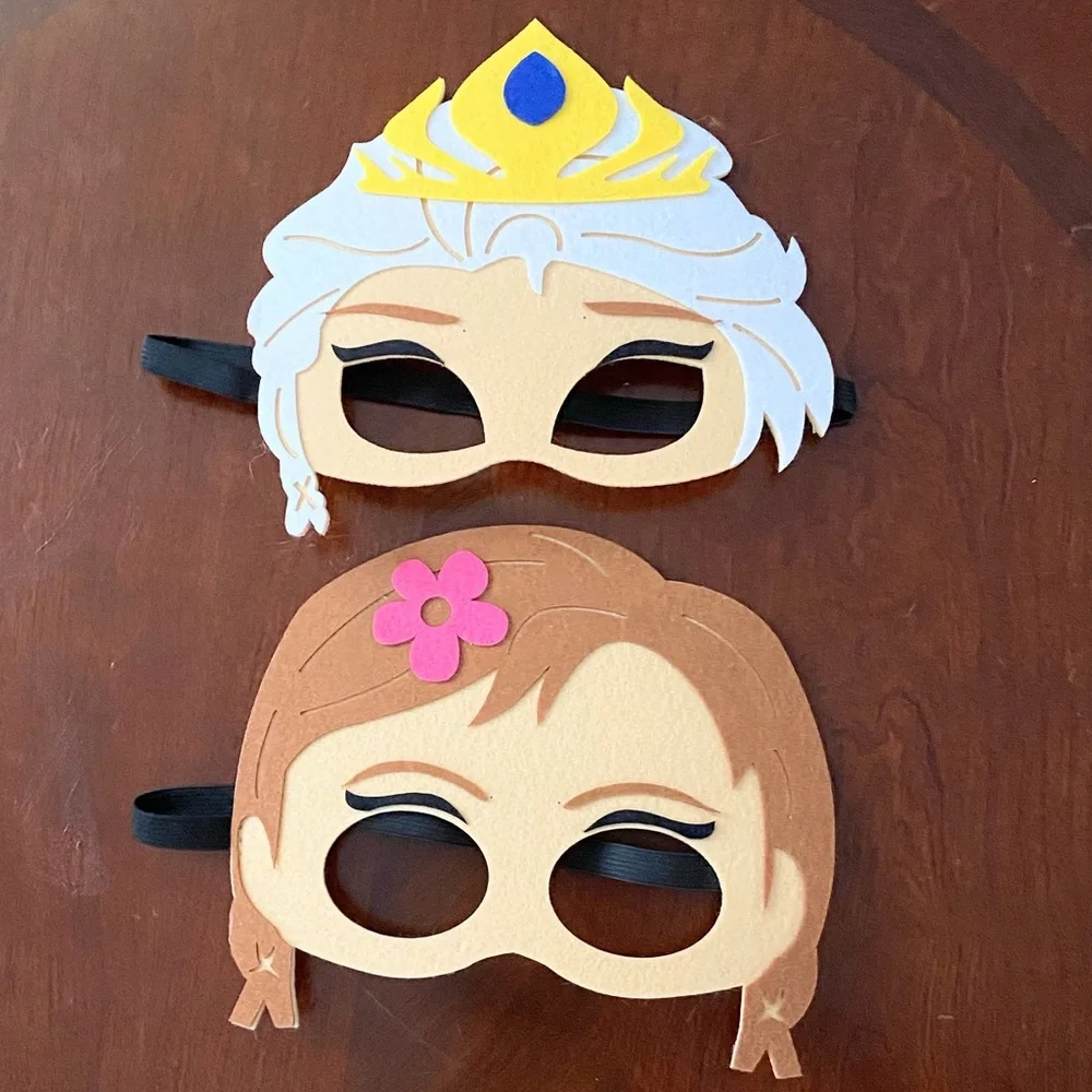 COPY - Disney Frozen’s Elsa & Anna Fun Felt Face Mask with Elastic Straps Brand…